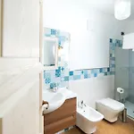 Domo Incantos 3*