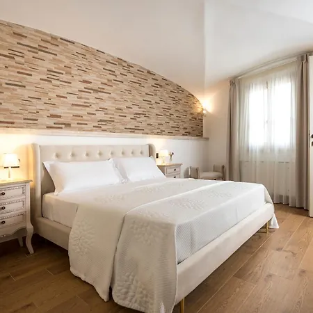 Domo Incantos 3* Galtellì