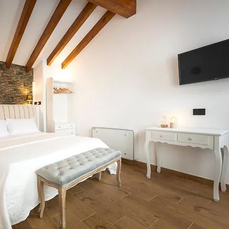 Guest house Domo Incantos 3*