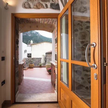 Domo Incantos Galtellì